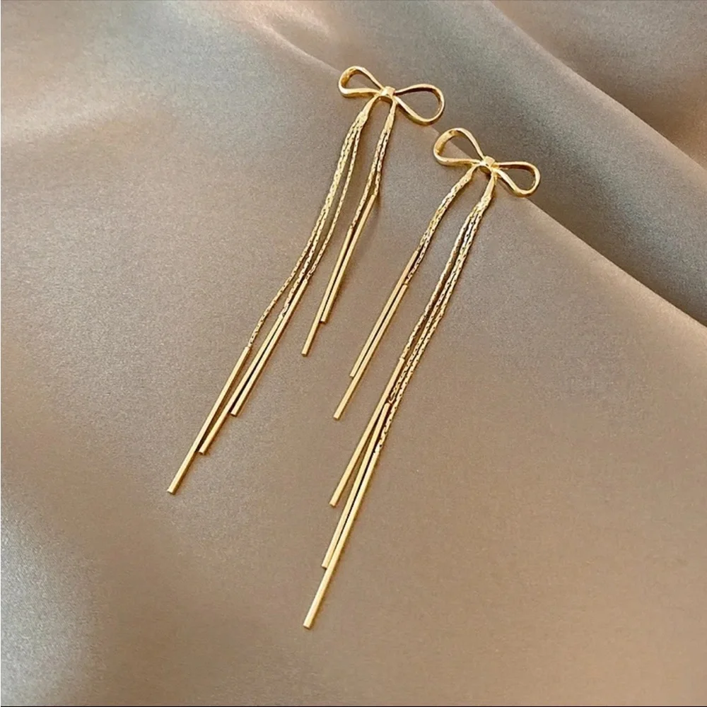 “Sweet Intentions” Gold Bow Dainty Delicate Tassel Sterling Silver Stud Earrings - Picture 1 of 7